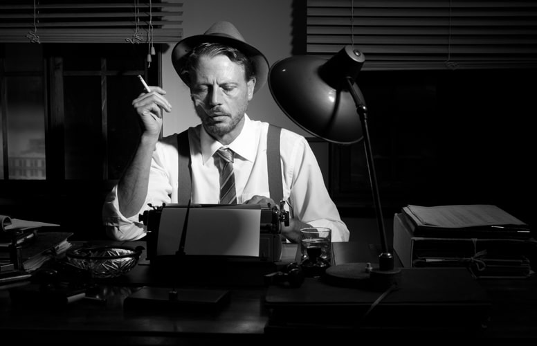 écrivain a l'oeuvre