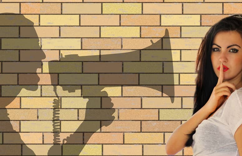 avis et dénigrement